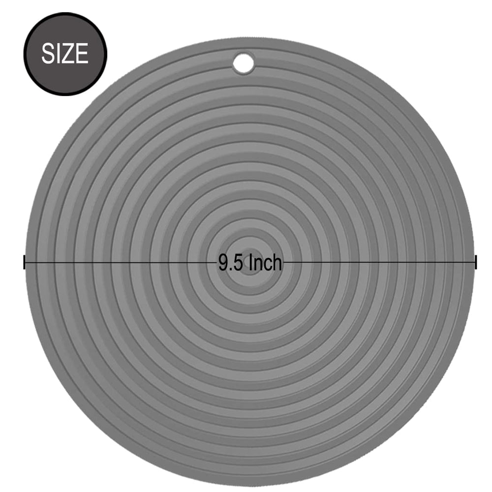 Metopets silicone mat suits small to medium dogs and cats during meals.
