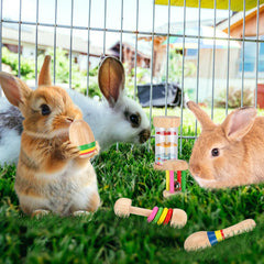 MEWTOGO bell ball feature adds audible fun during interactive play