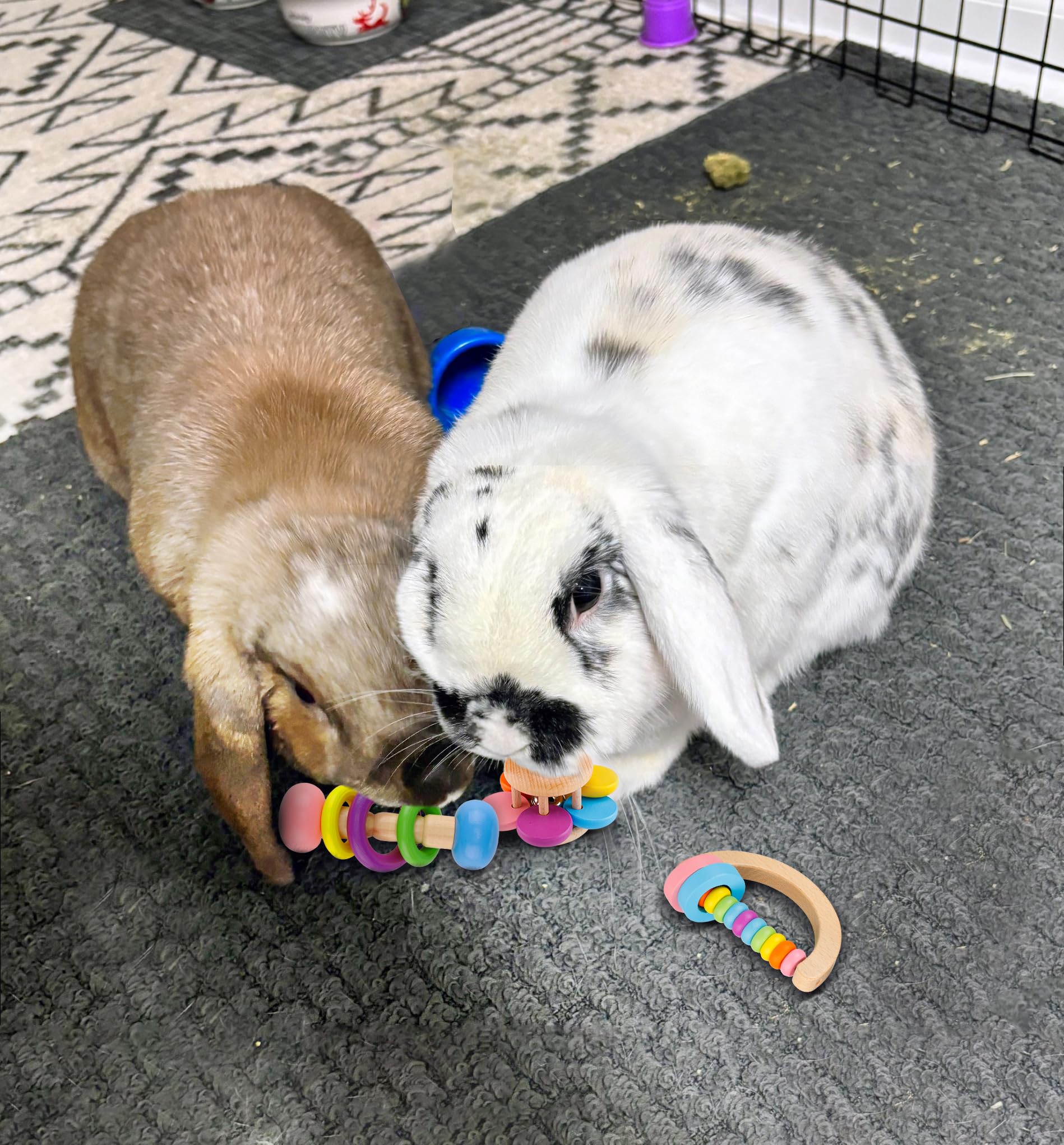 MEWTOGO wooden bunny toy size-4-3-inch suitable for mid-sized rabbits and guinea pigs