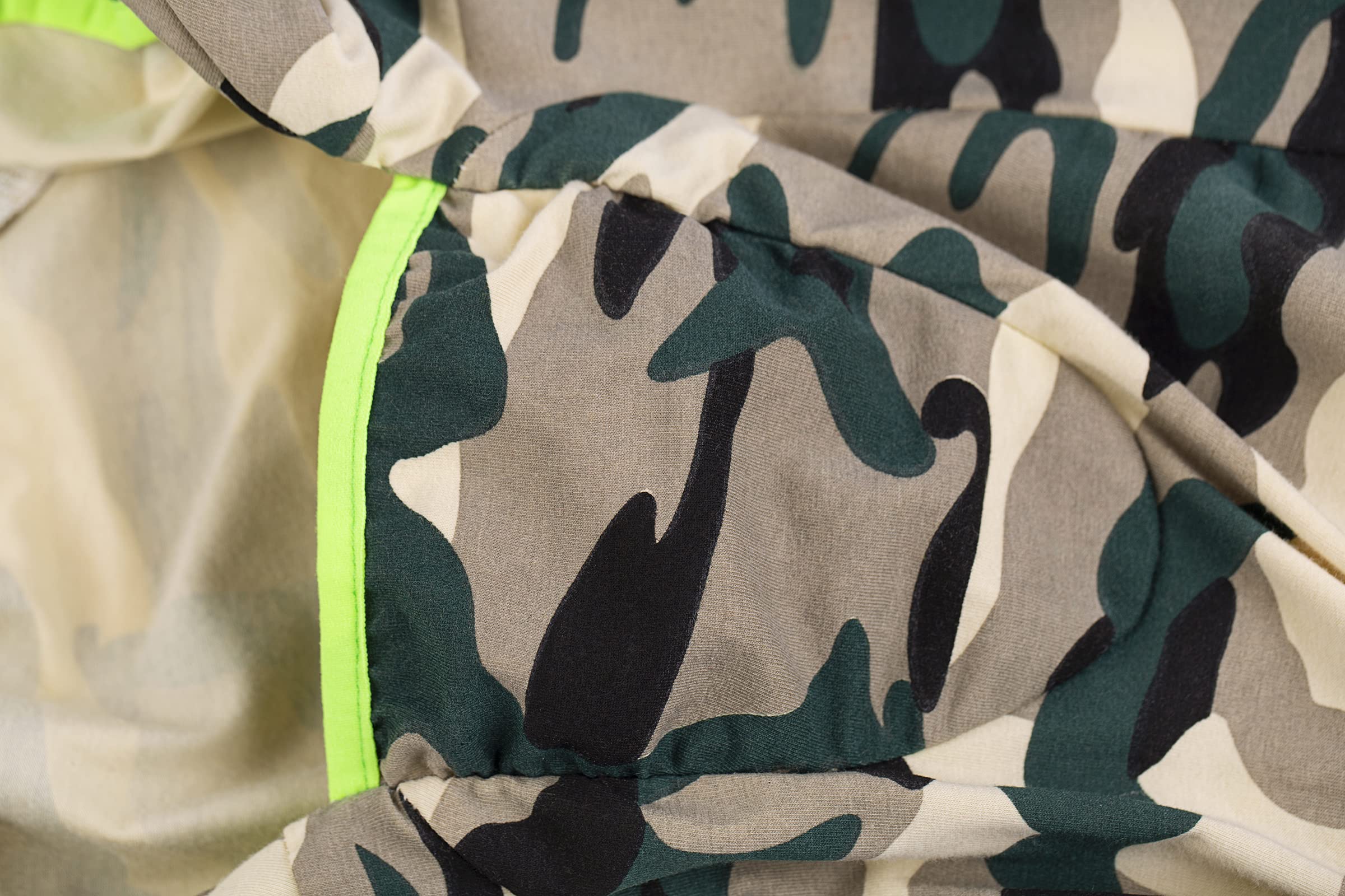 Miaododo Caomo recovery suit ready-for-travel bag; keeps dog clean on outdoor outings