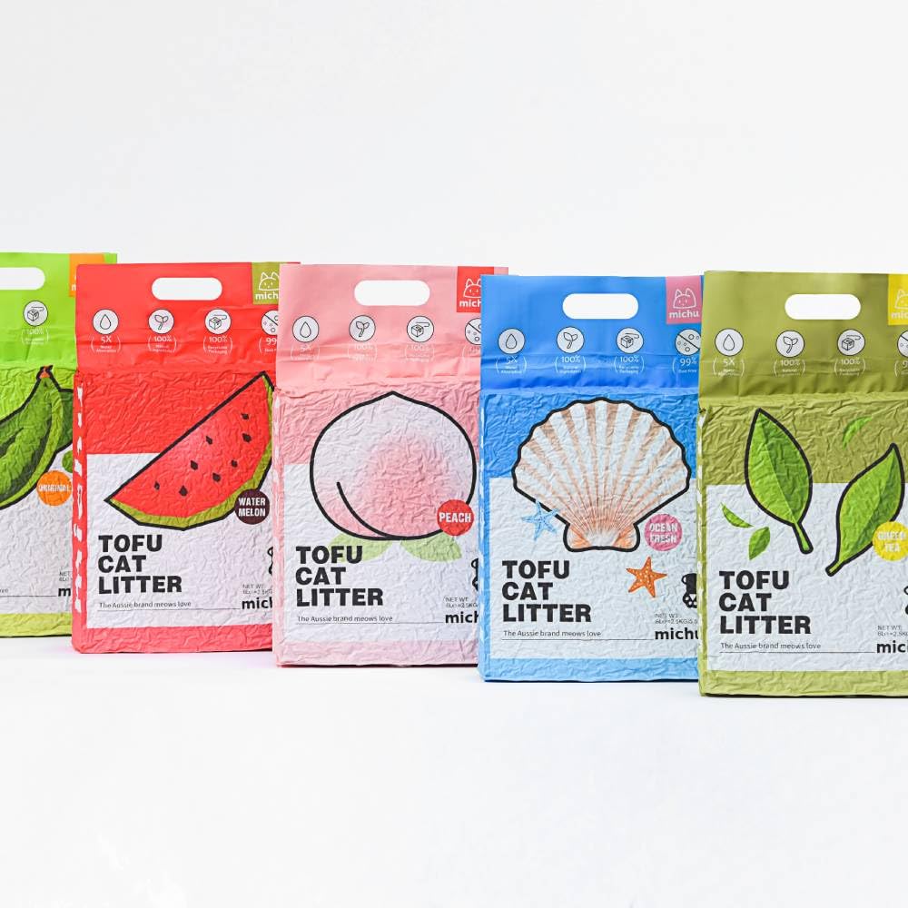 Michu Tofu Cat Litter fast clumping action captures liquids for easy scooping.