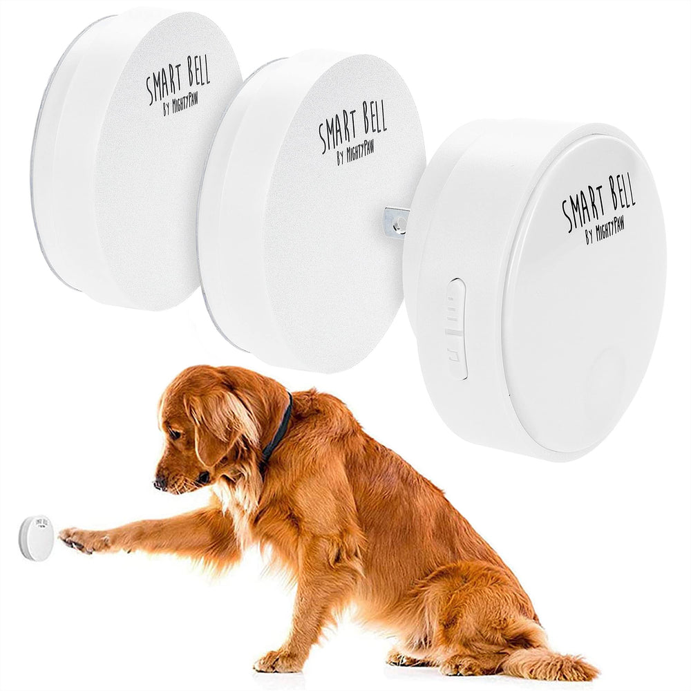 Mighty Paw Smart Bell 2.0 packaging demonstrates easy potty training setup for dogs.
