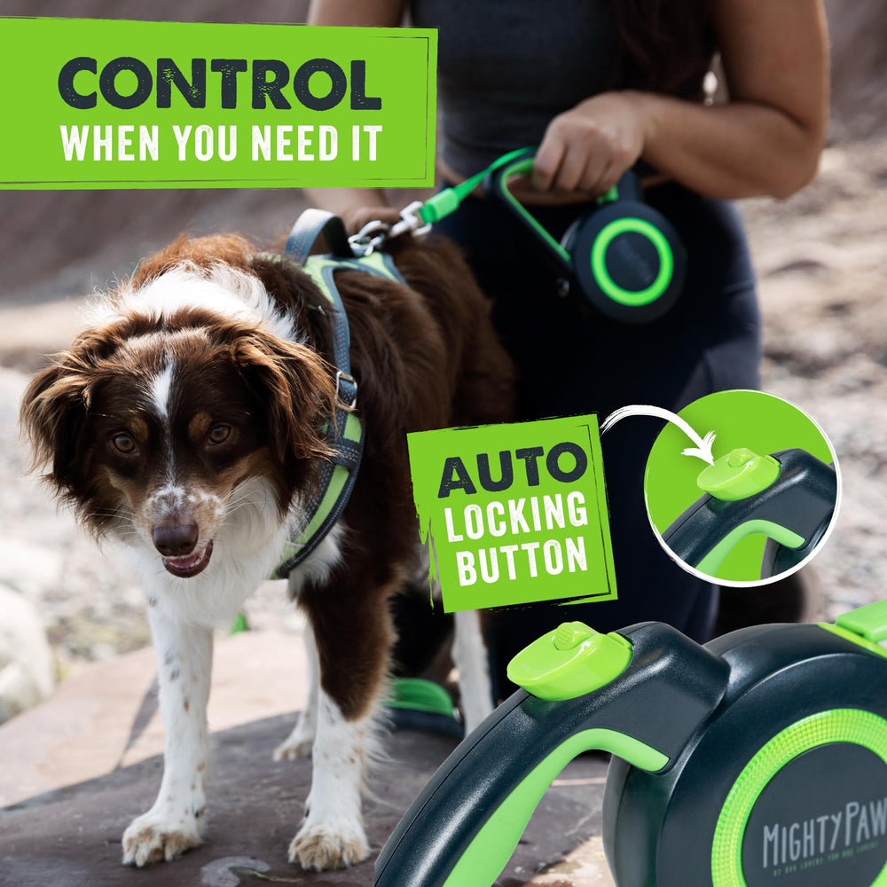 Mighty Paw one-touch-brake-system allows quick stops on busy sidewalks.