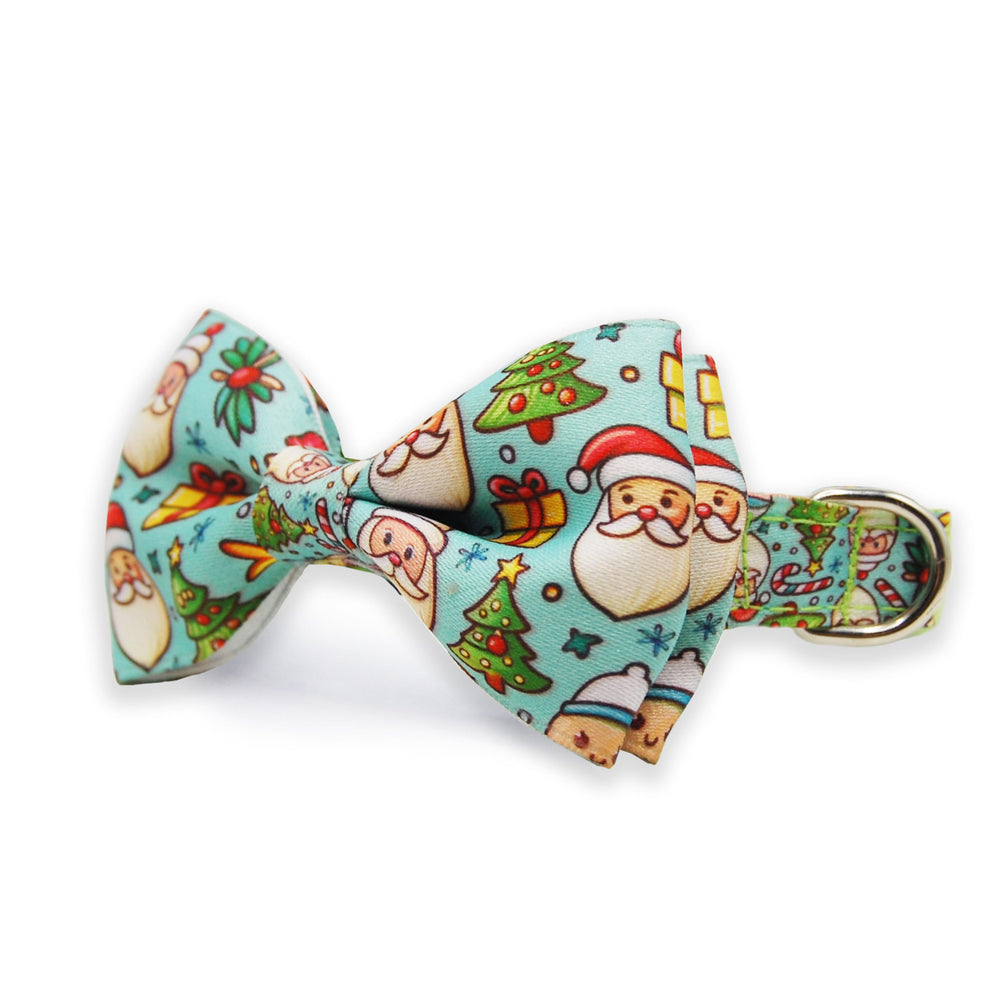 Miiemiu Santa-pattern dog collar showcases gift motif for holiday gatherings.