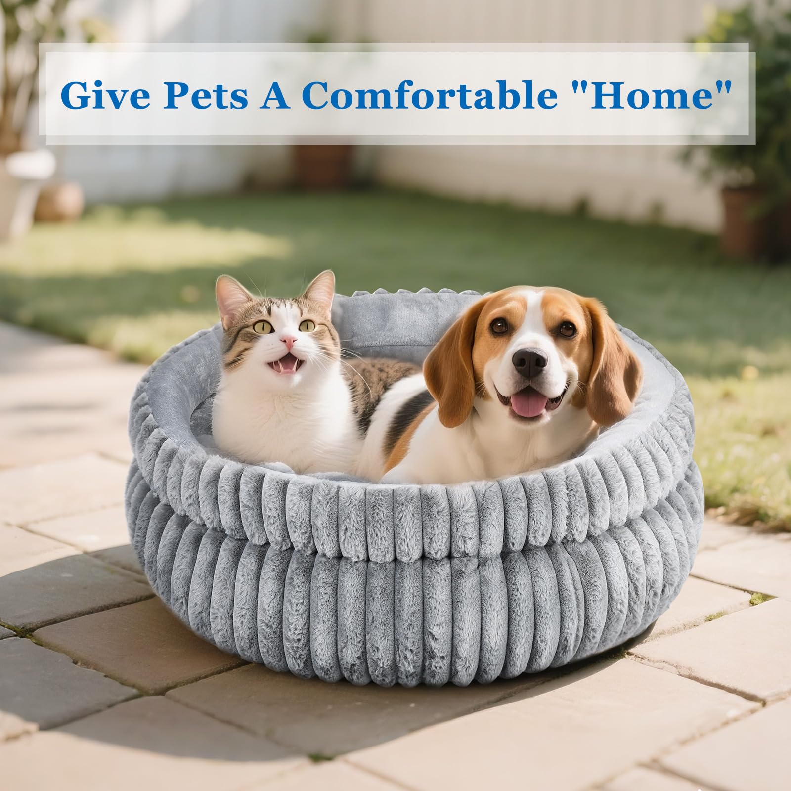 MINGT grey nest bed with raised edges provides security and calm for cats.