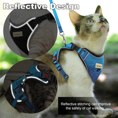 MingXpets breathable mesh fabric detail promotes cooling during long strolls.