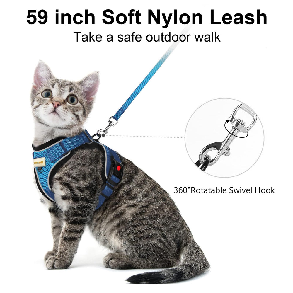 MingXpets cat harness leash set highlighting sturdy buckles and adjustable girth for a snug fit.