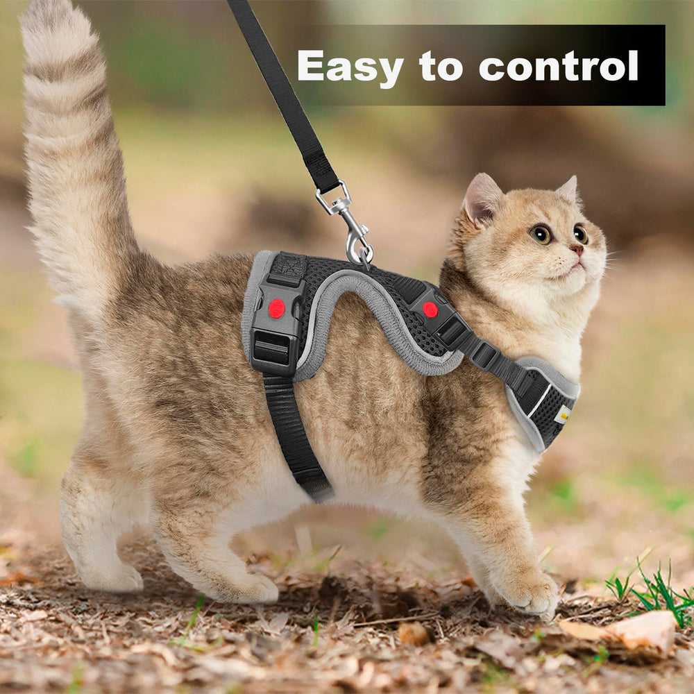 MingXpets neck-release design makes putting on the harness easy and safe