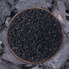 Minxue bamboo charcoal pellets delivering clearer water in an aquarium