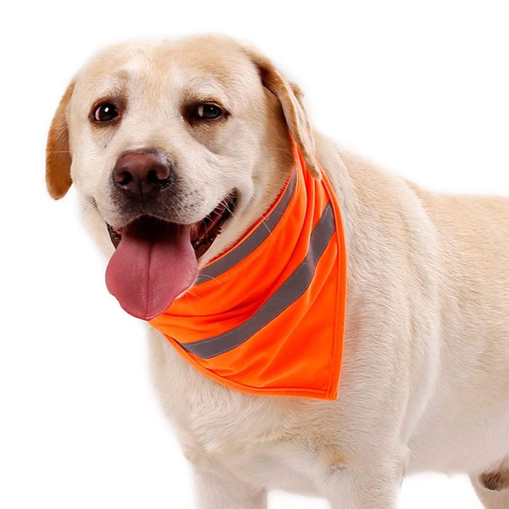 MiOYOOW adjustable-fit bandana suits most breeds.