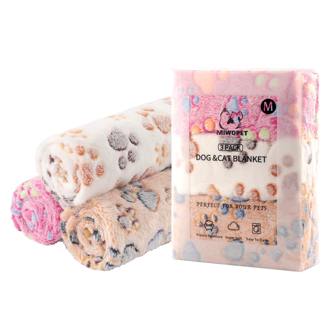 MIWOPET blanket shown in travel and home use.
