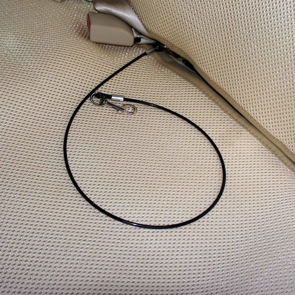 Mogoko safety latch bar attachment demonstrates secure mounting to car seat.