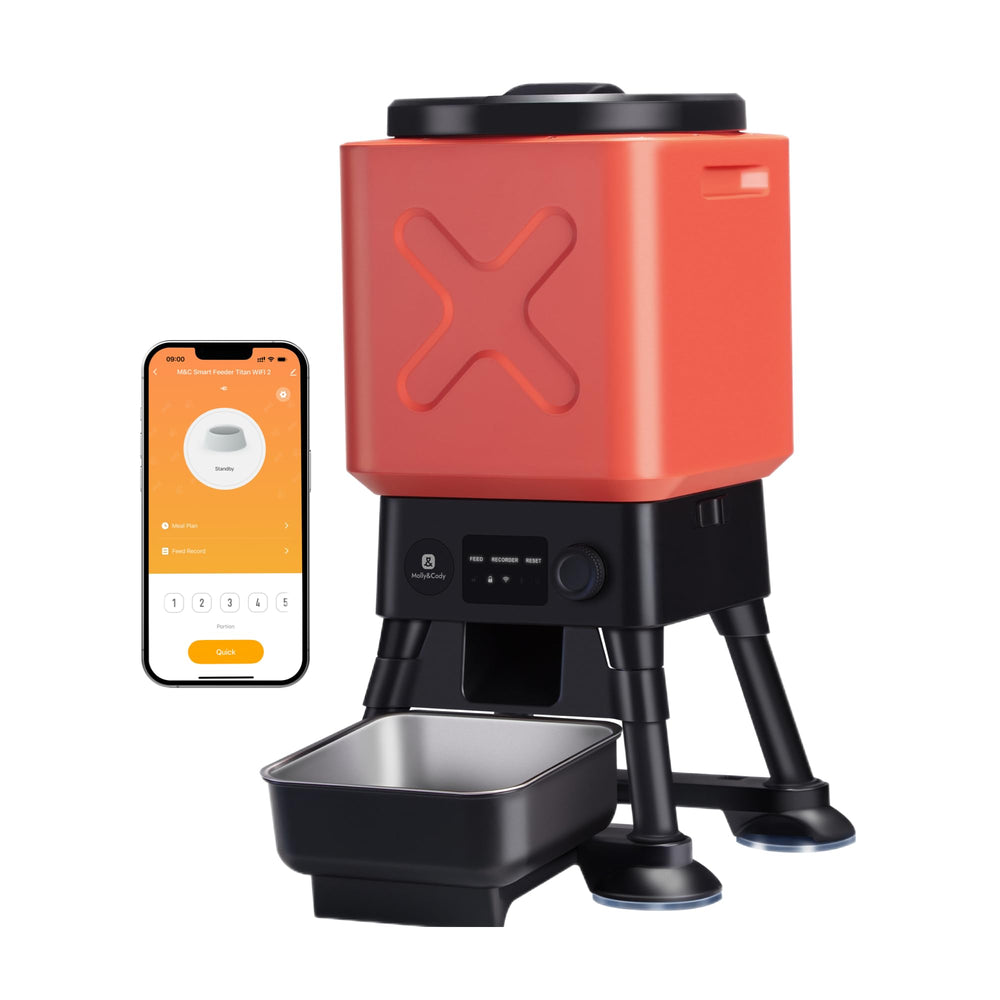 MOLLY&CODY automatic dog feeder front view shows 14L capacity for large dogs and scheduled meals.