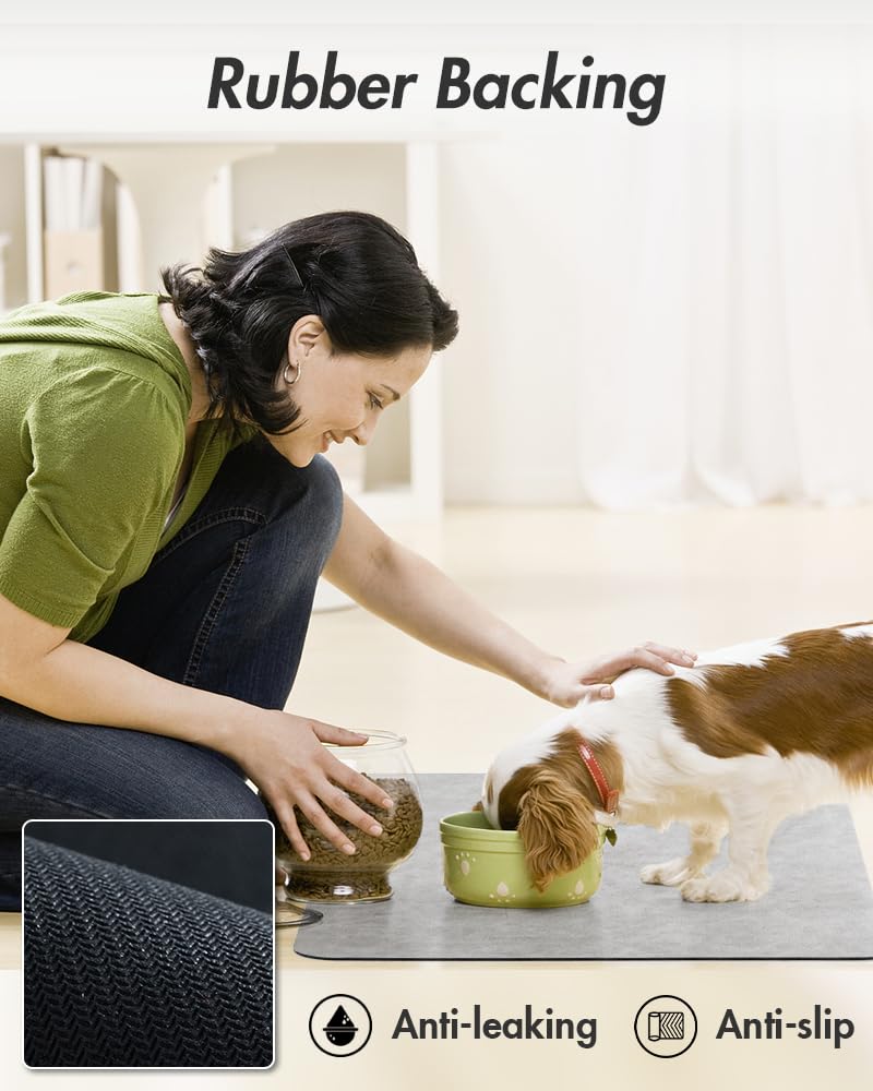 MontVoo mat easy-clean backing resists dust and hair.