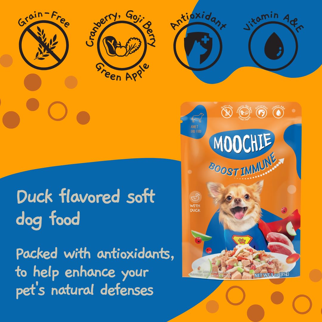 MOOCHIE soft wet dog food label highlights zinc and antioxidants for coat and immunity