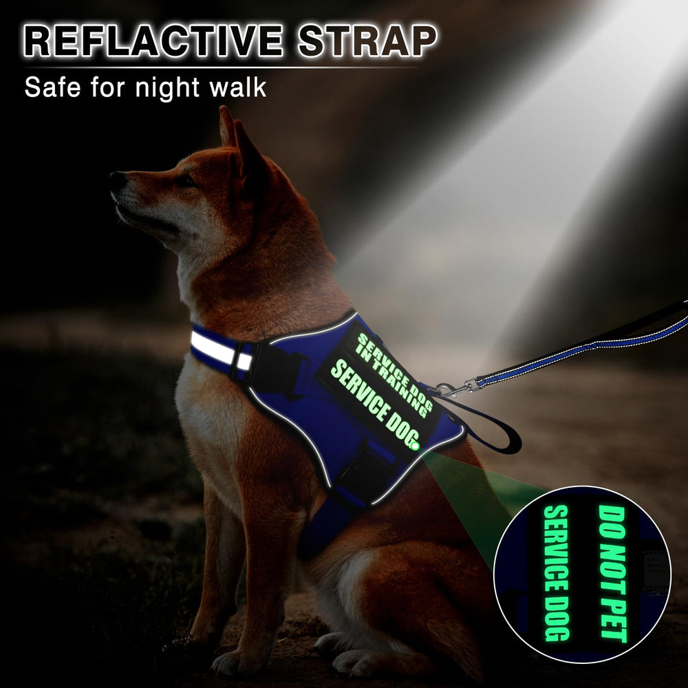 MOOGROU reflective straps on vest improve night visibility for pedestrians.