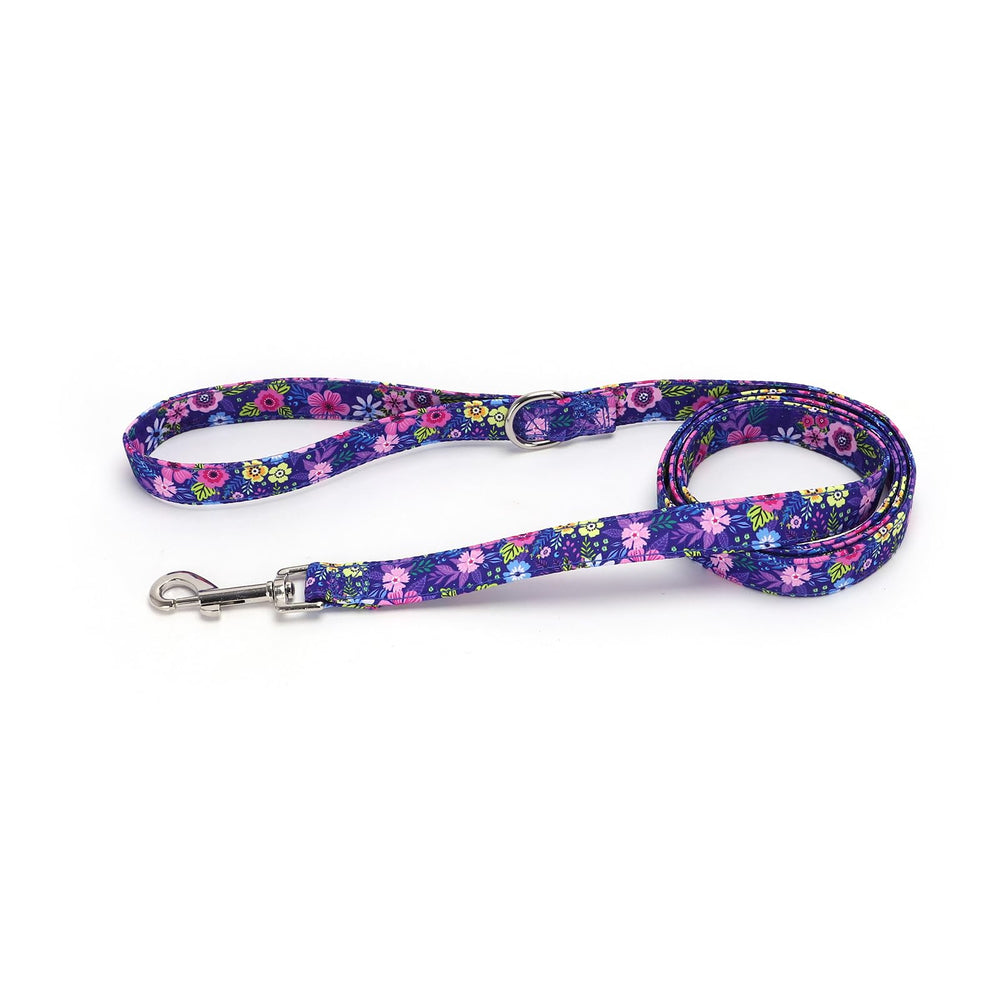 Moonpet Step-in Dog Harness Dark Flower strap closeup highlights padded protection