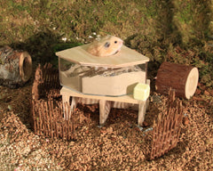 MPMLMF wood cover natural keeps habitat tidy and odor-minimizing for easy maintenance