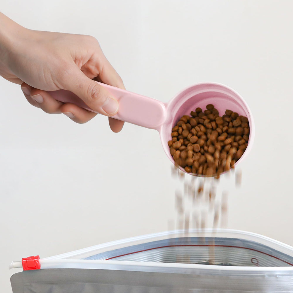MSBC Melamine material provides sturdy, safe handling for everyday scooping
