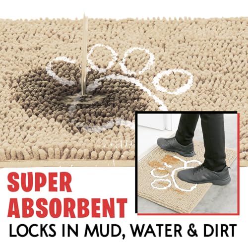 MUDGUARD MAT ultra-absorbent microfiber-chenille quickly soaks moisture from muddy paws.