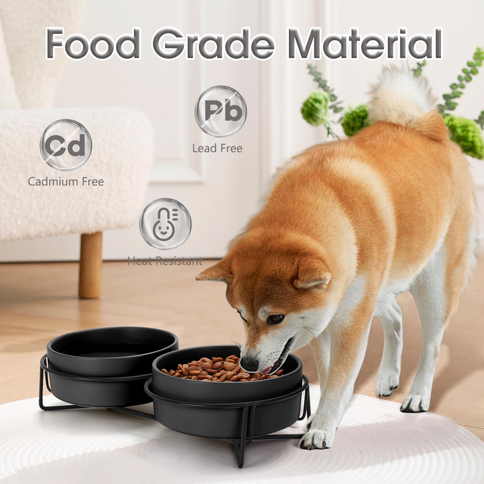 MultiOutools wide-mouth bowls allow easy access during meals and cleanup.
