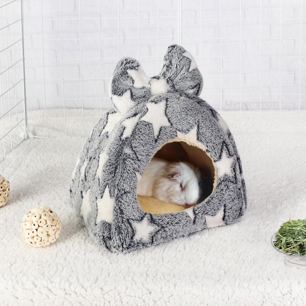Mygeromon Star Style inside nest view highlighting secure resting space.