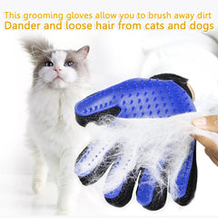 myKimono Dooki-Be silicone tips closeup highlighting gentle deshedding action.