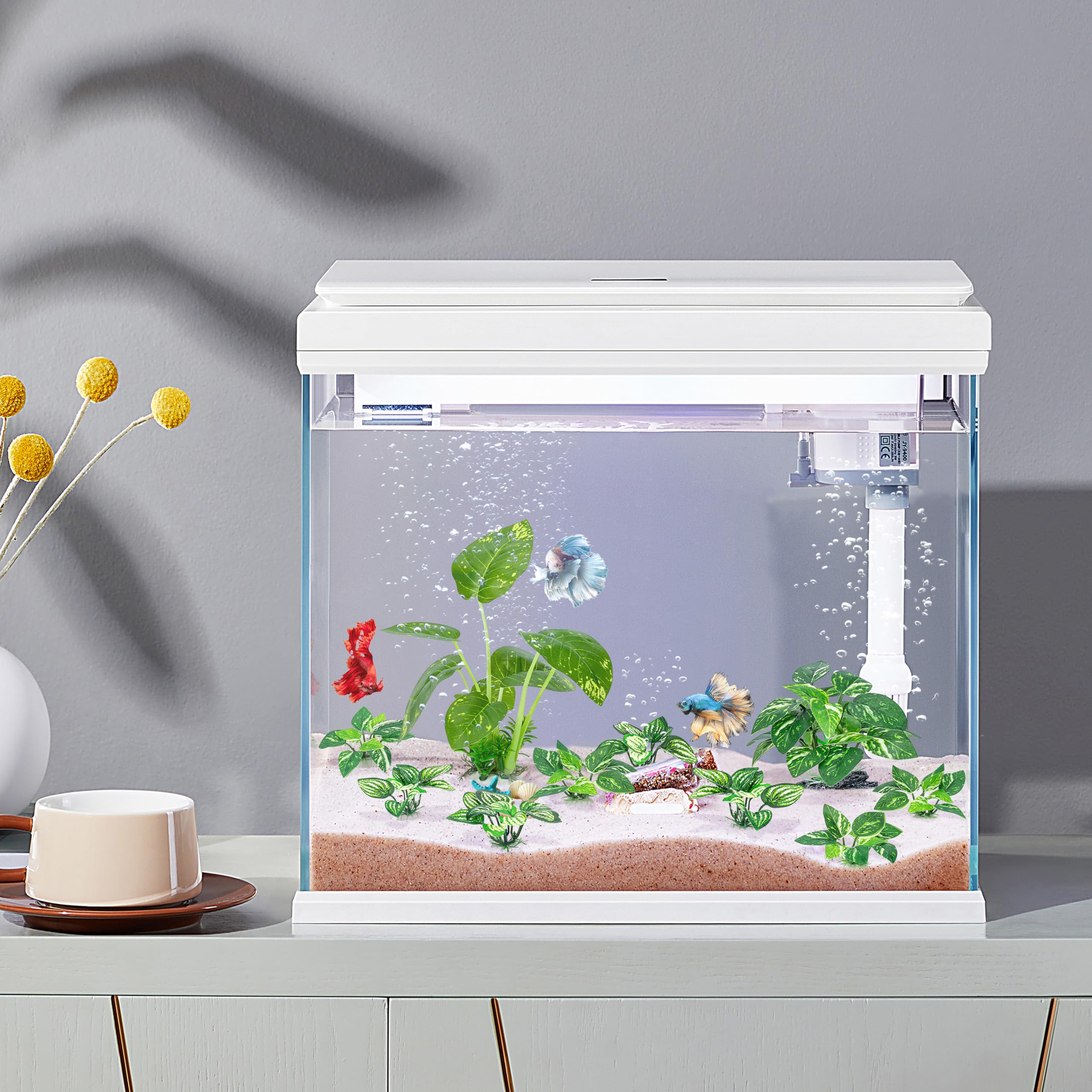 MyLifeUNIT Betta decor base-plant stays stable, keeping décor upright.