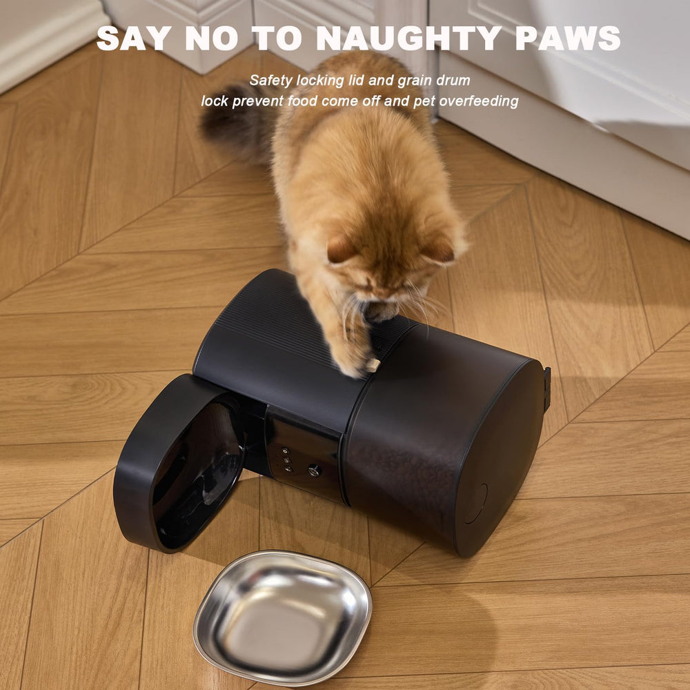 MZZ automatic feeder secure locking lid prevents spills and access by pets