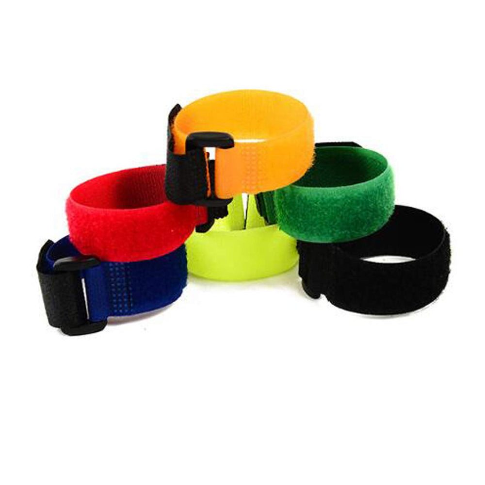 N-A Upgrade Anti Crow Rooster Collar side view emphasizes secure, low-bulk design.