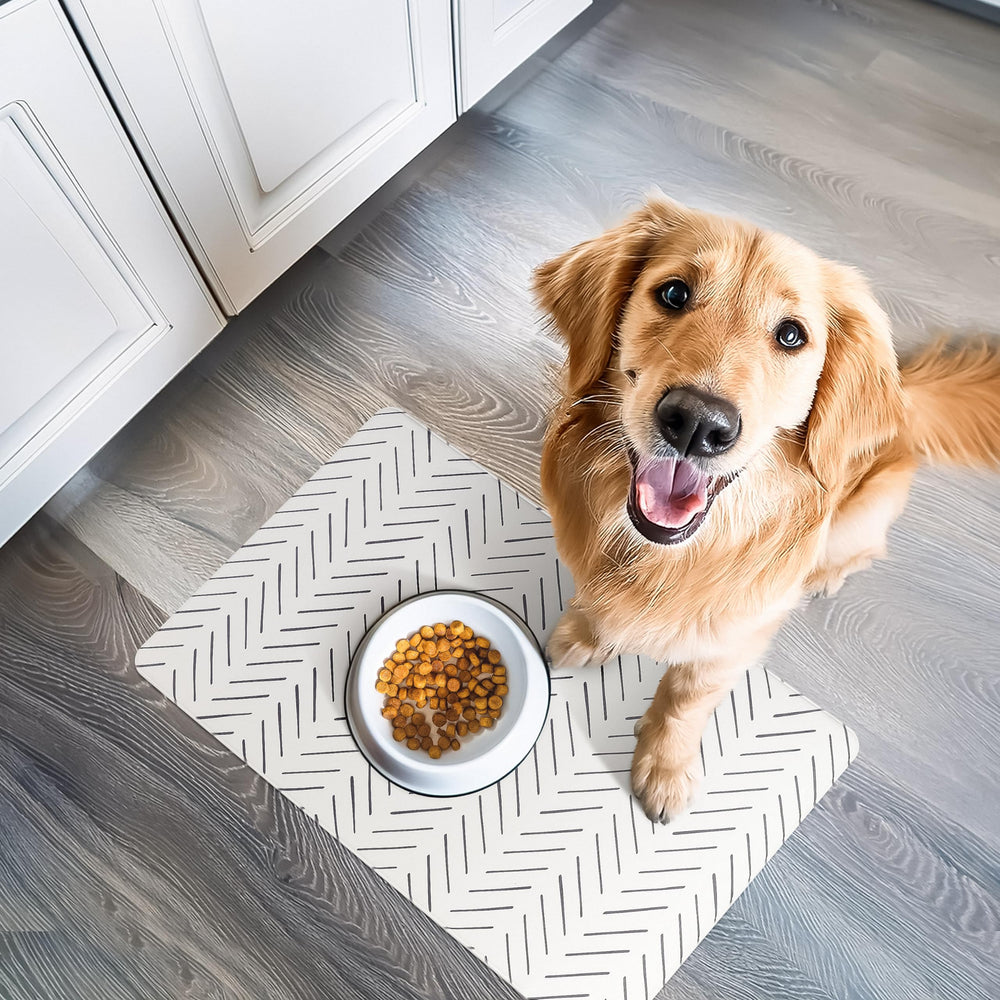 Nalalas stylish pet mat blends with home decor while protecting floors.