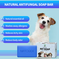 Natouch dog shampoo anti-itch close-up emphasizes gentle cleansing action