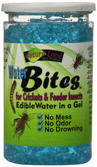 Nature Zone Water Bites bowl serving crickets with calcium and hydration