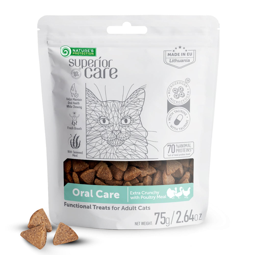 Nature's Protection cat dental treats packaging showing resealable pouch for fresh daily care
