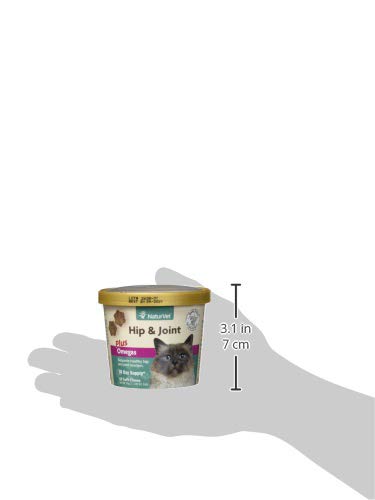 NaturVet Hip & Joint Cat Soft Chews Plus Omegas chewy-chews closeup show texture for easy chewing.