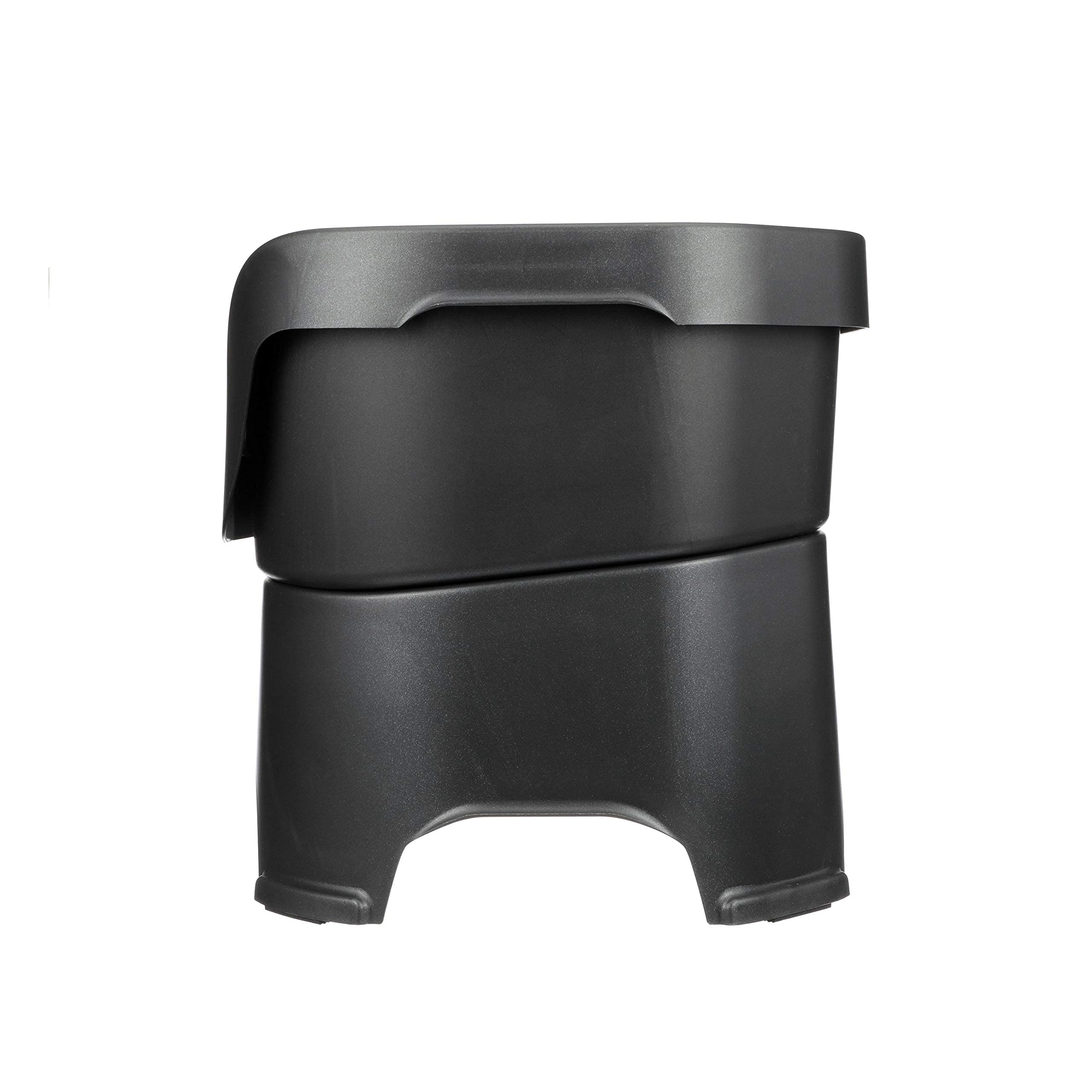 Neater Feeder Deluxe includes 7-cup food bowl and 9-cup water bowl for versatility.
