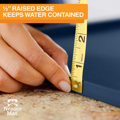 Neater Mat anti-slip bottom keeps bowls steady on floors.