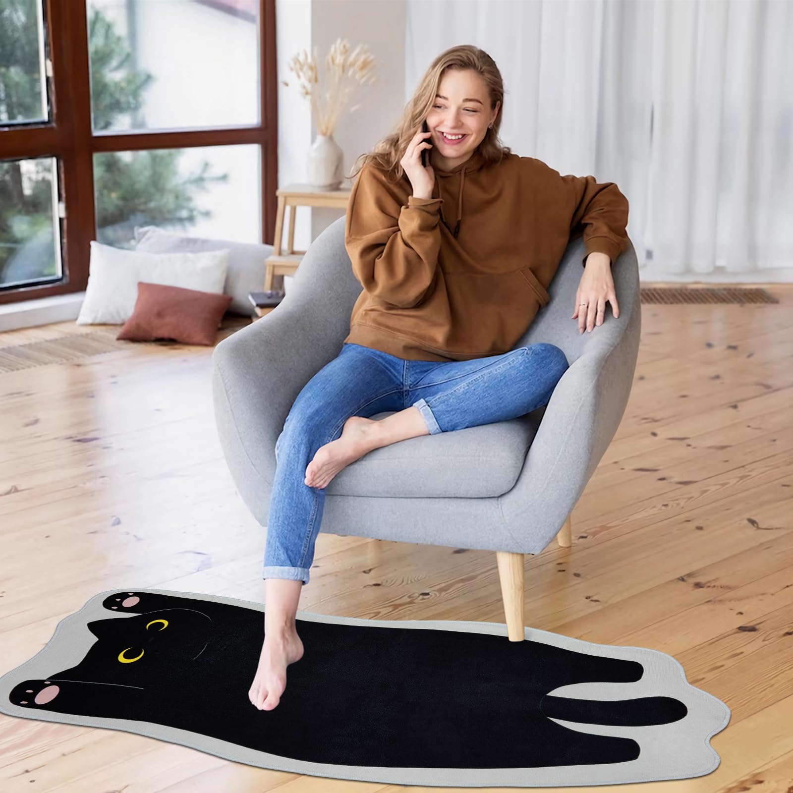 NIGOWAYS Cat Mat entrance-living-room-use showcases a long stretch-cat design at doorways.