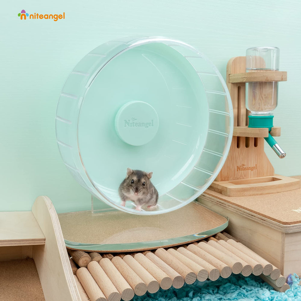 Niteangel Super-Silent Wheel adjustable height demonstrates versatile habitat setup.