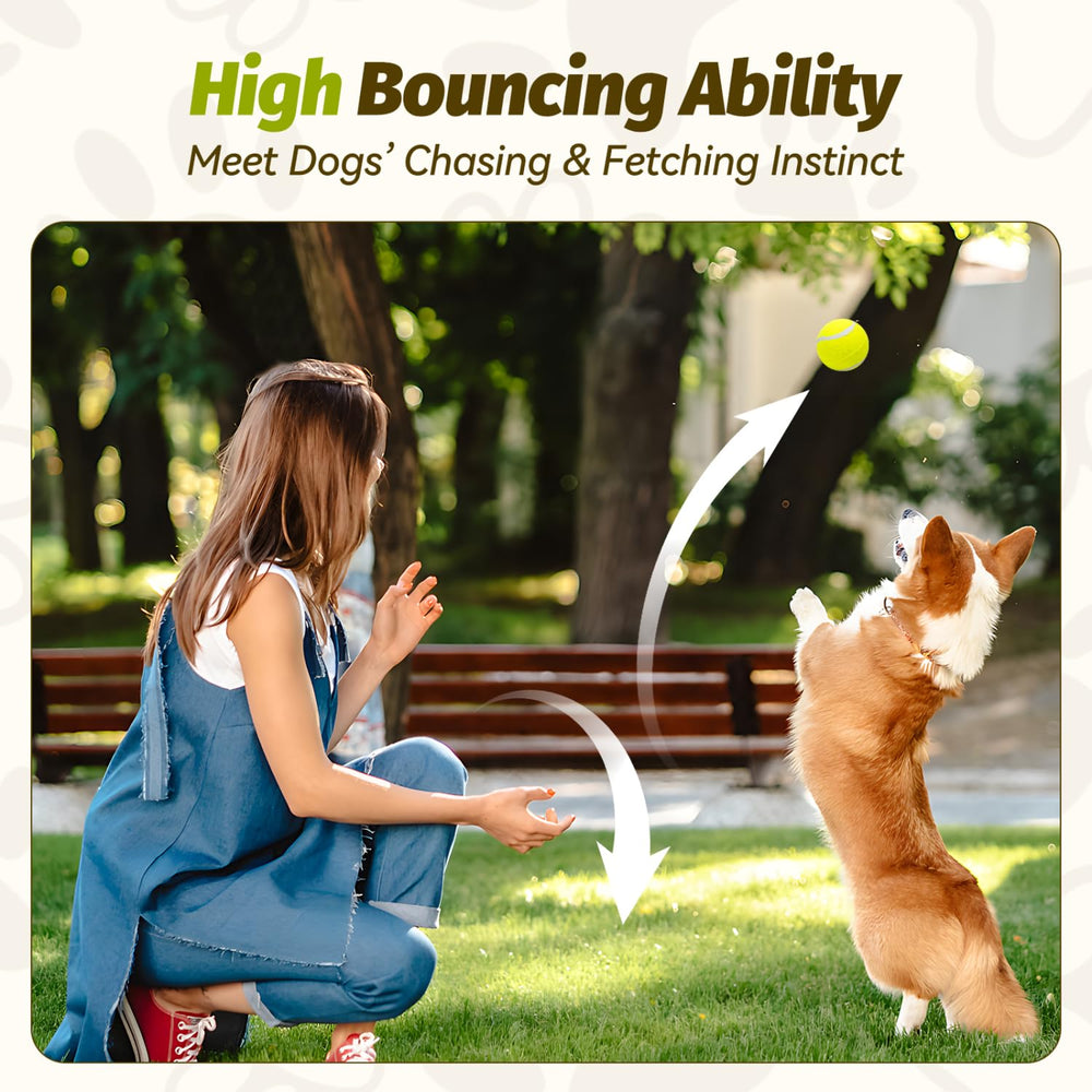 Nobleza high-visibility yellow ball visible in grass and water for quick spotting