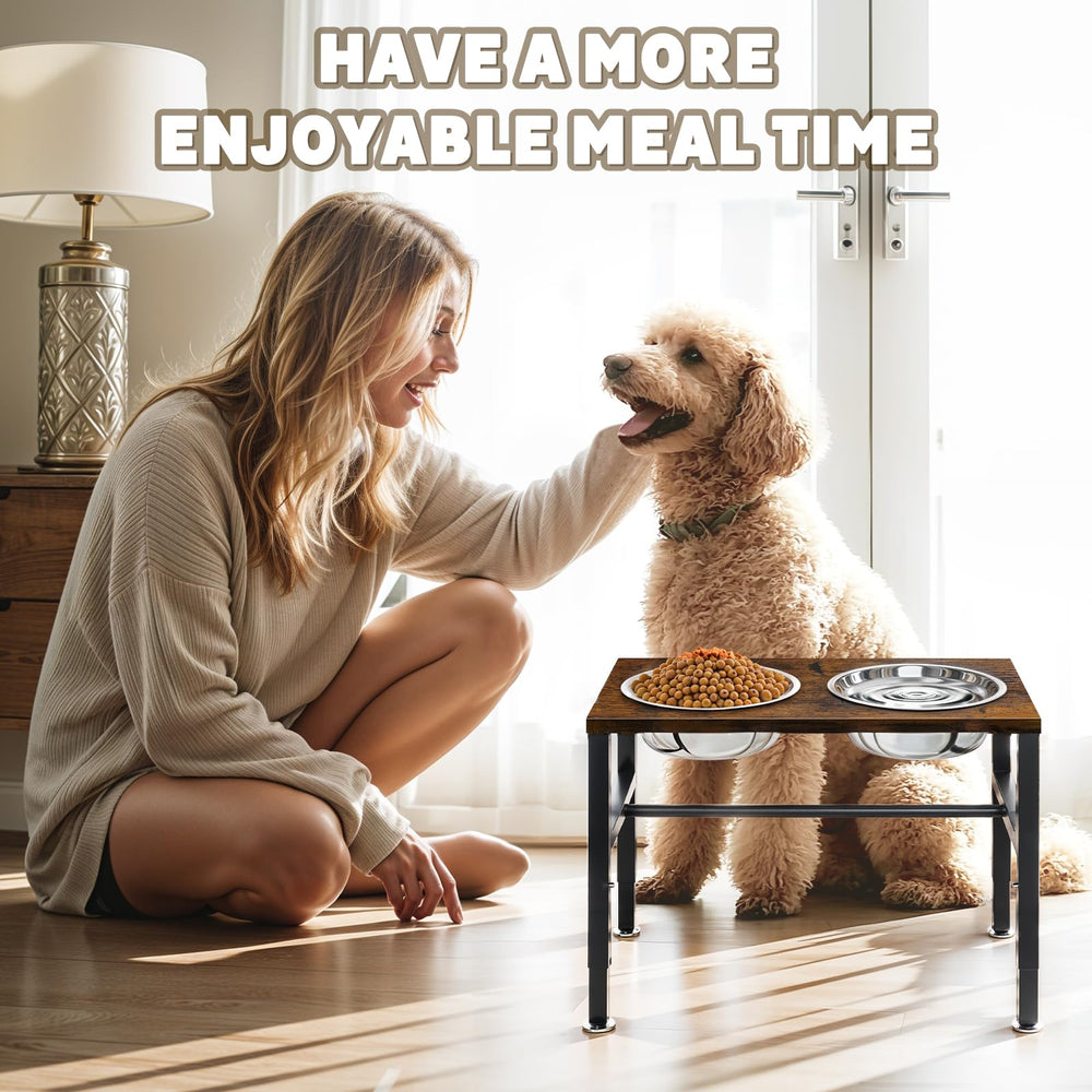 NomNest removable bowls allow quick cleanup after meals.