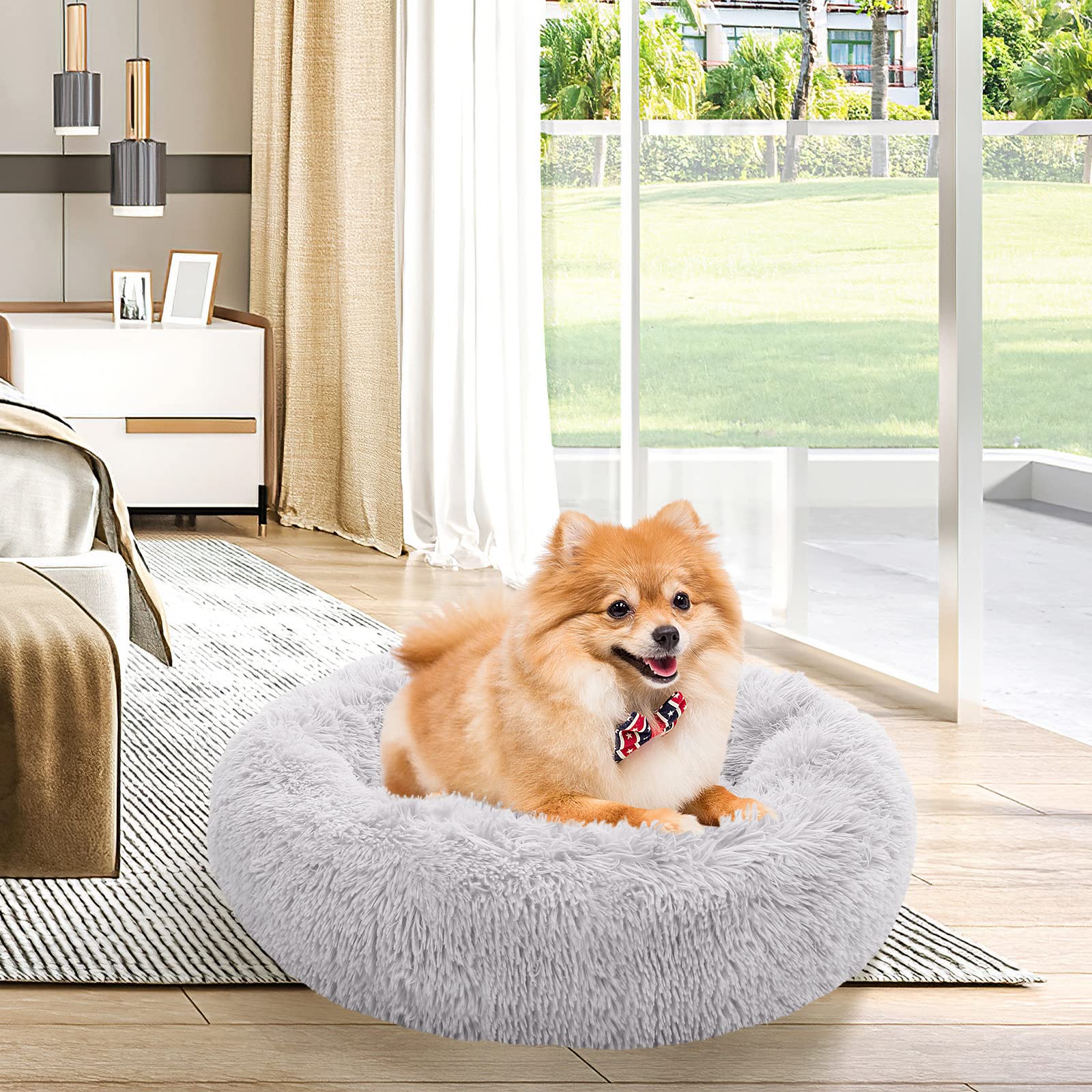 NOYAL Calming Donut Bed machine-washable cover proves easy cleaning and less pet odor.