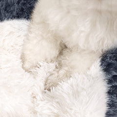 NOYAL five-size range helps fit small to medium pets.