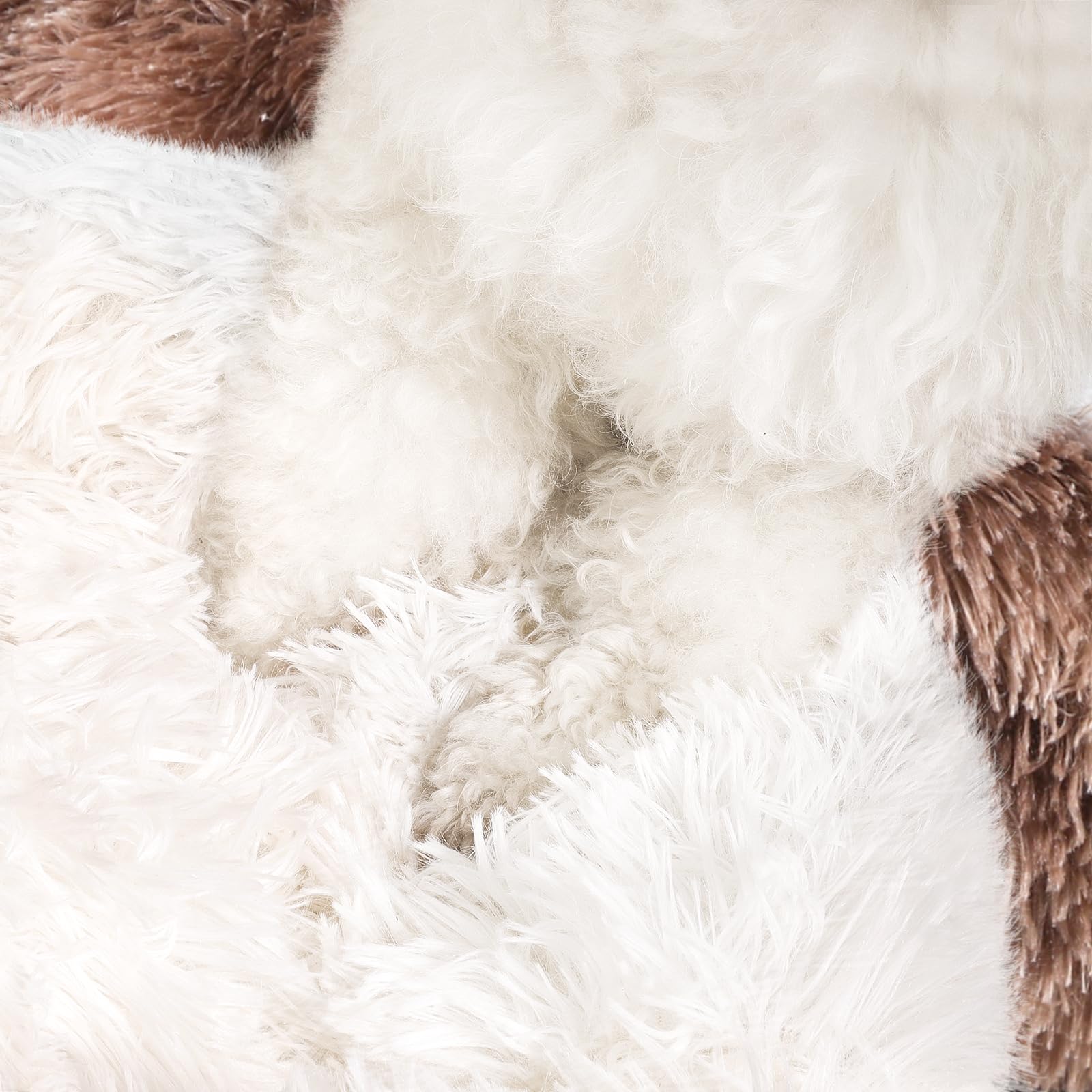 NOYAL Round Hooded Donut Bed on floor demonstrates secure, non-slip resting spot.