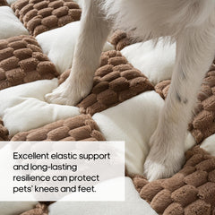 Npetrsnug machine-washable dog bed simplifies cleanup after spills and fur.