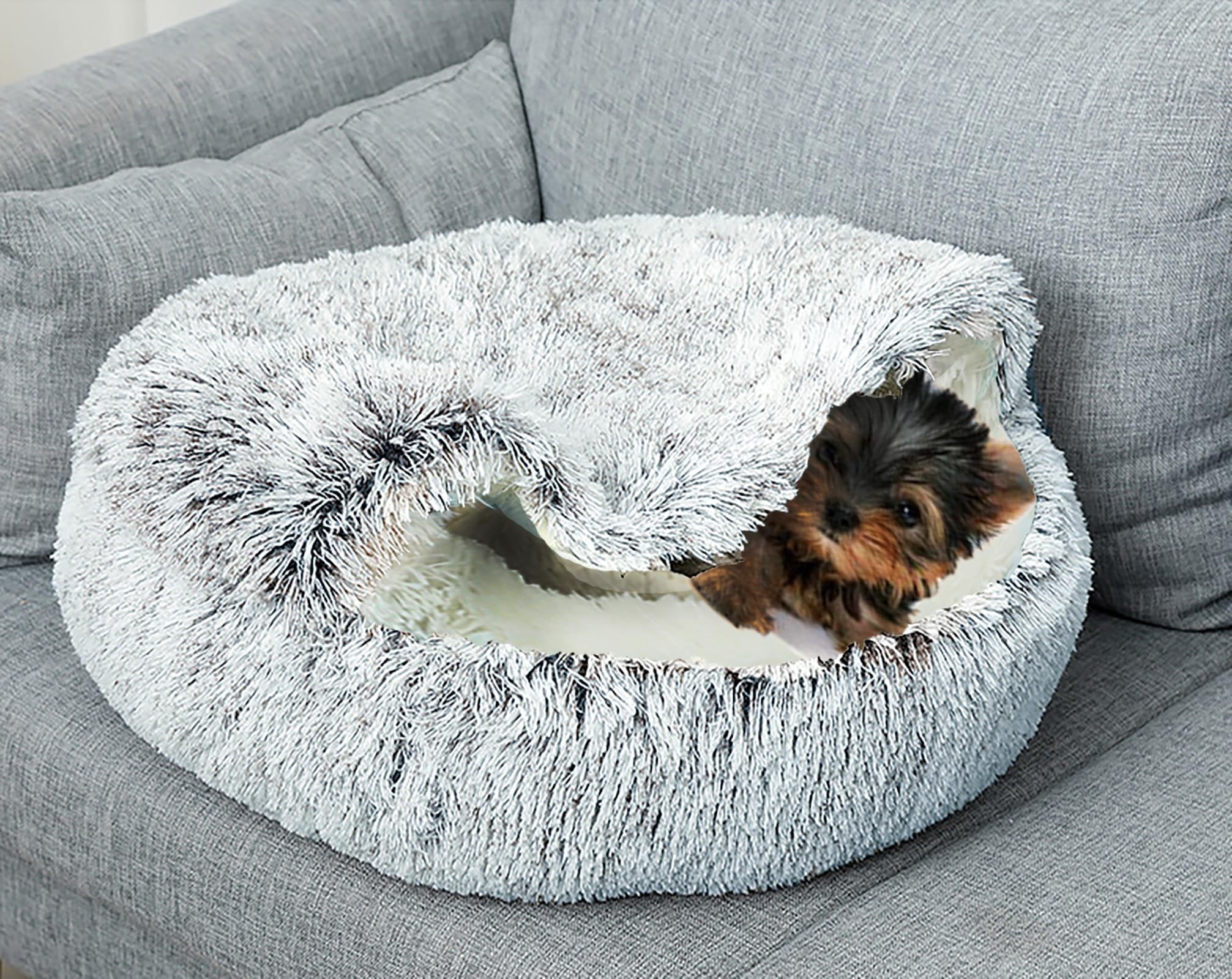 NTUQCAW plush cover and fluffy fill provide soft warmth.