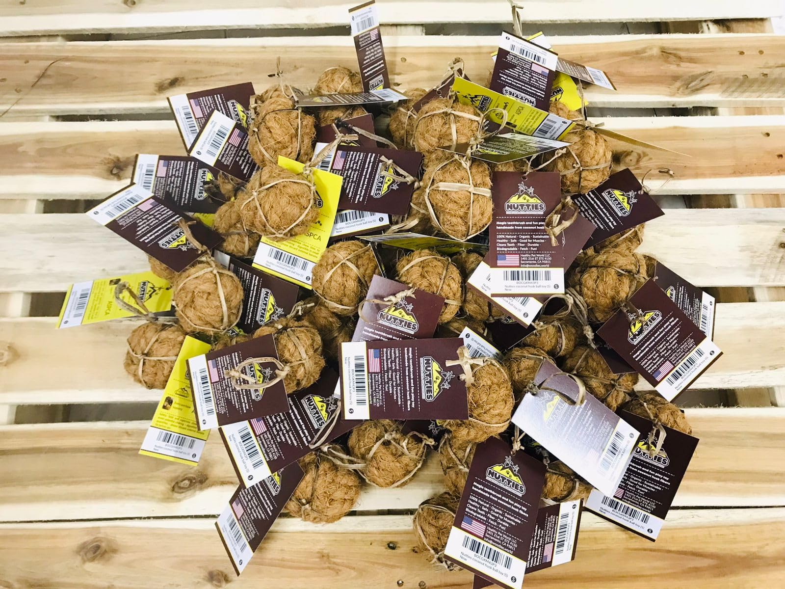 Nutties coconut-fiber play fibers may aid digestion when chewed.