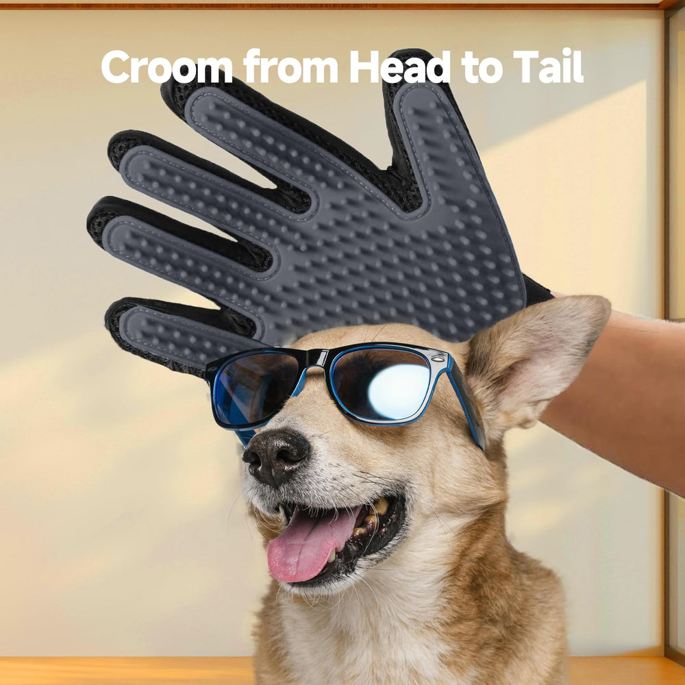 NVNAN pet grooming glove silicone-nubs-closeup shows brushing and massage action