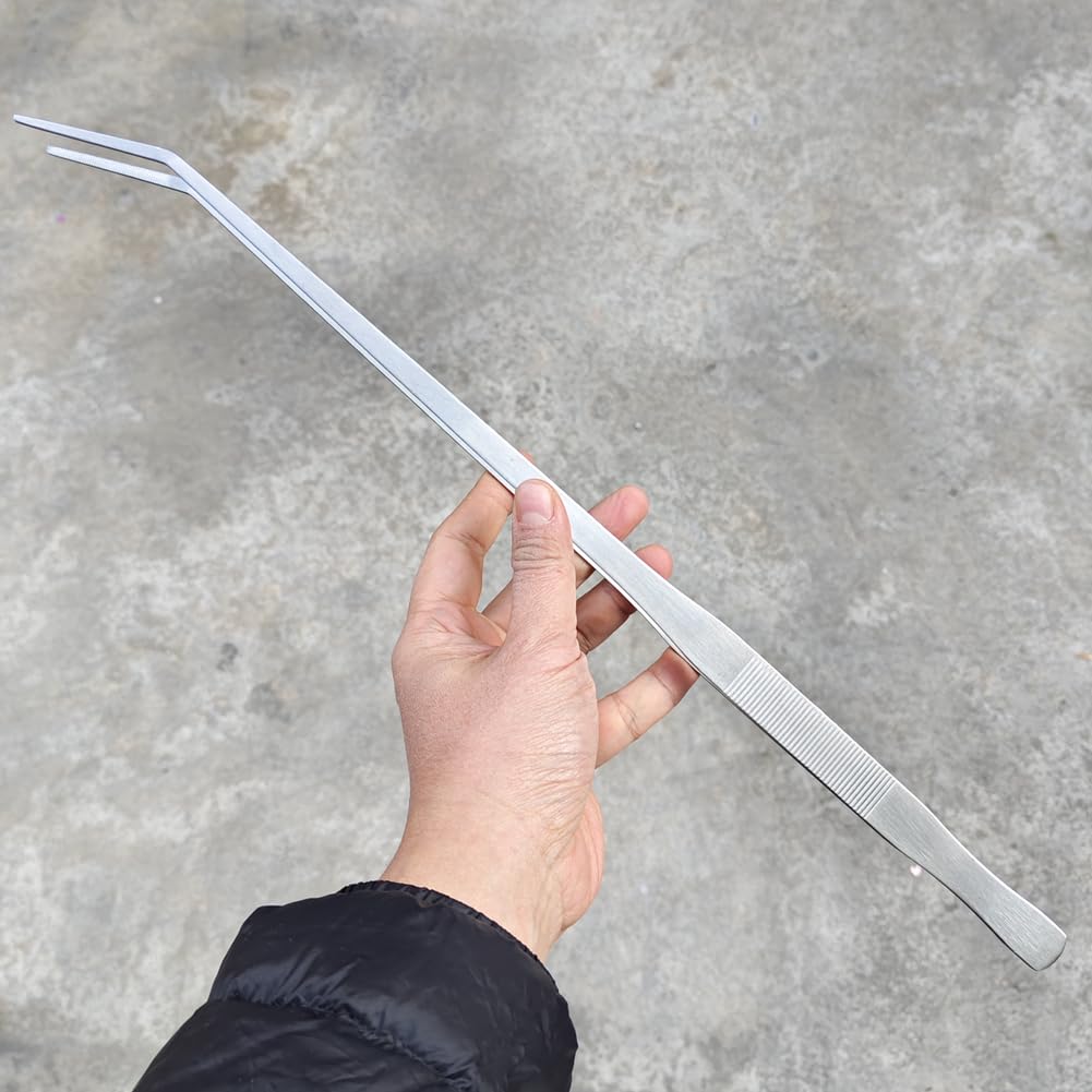OAIDVEUY curved-tip feeding tongs for precise terrarium handling.