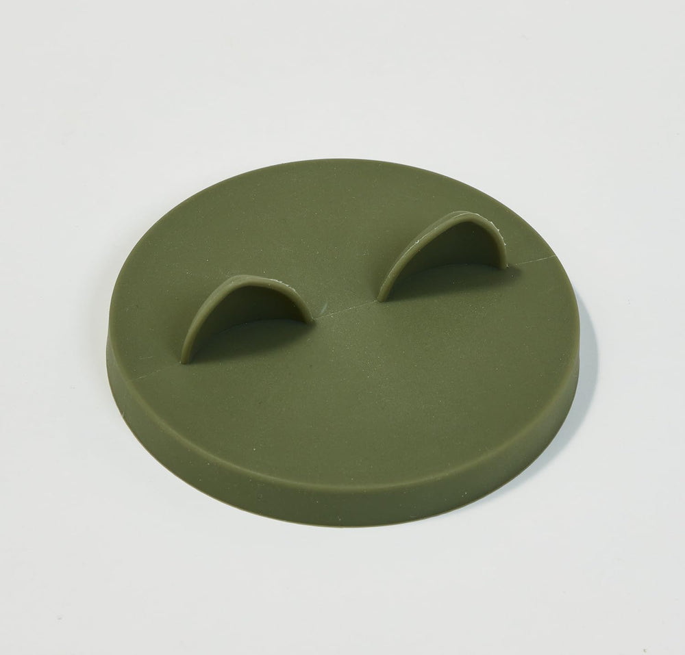 OHMO BPA-free silicone lid highlighting safe material for daily pet meals